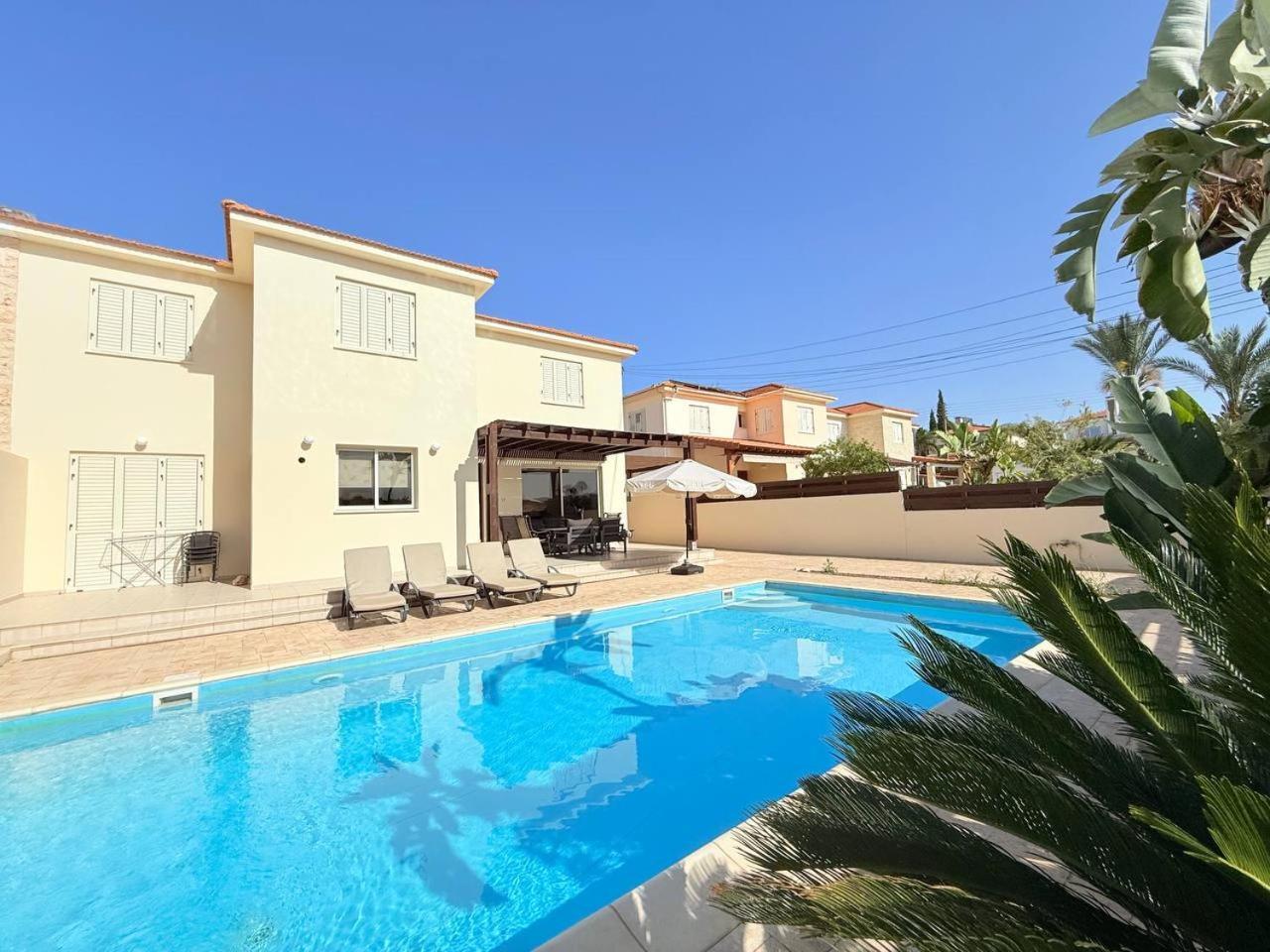 Atlantica 4 Bedroom Villa Near The Beach Protaras Buitenkant foto