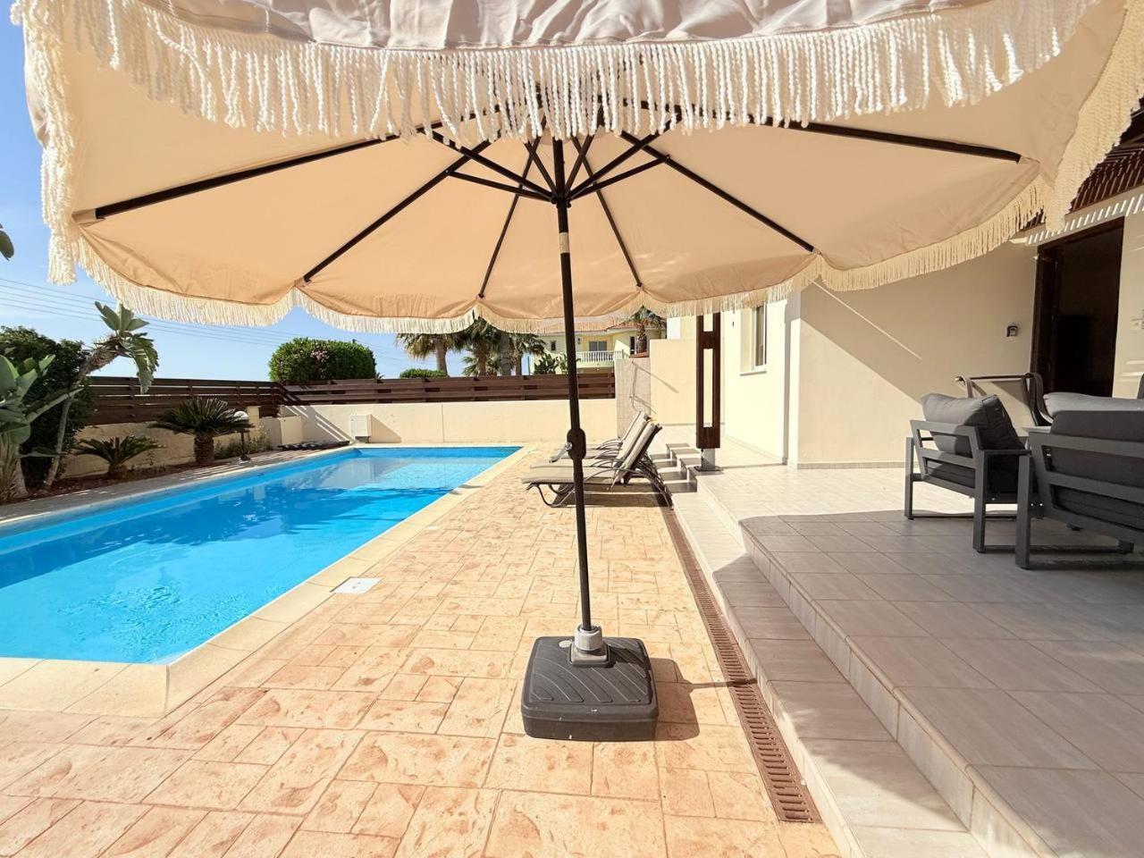 Atlantica 4 Bedroom Villa Near The Beach Protaras Buitenkant foto